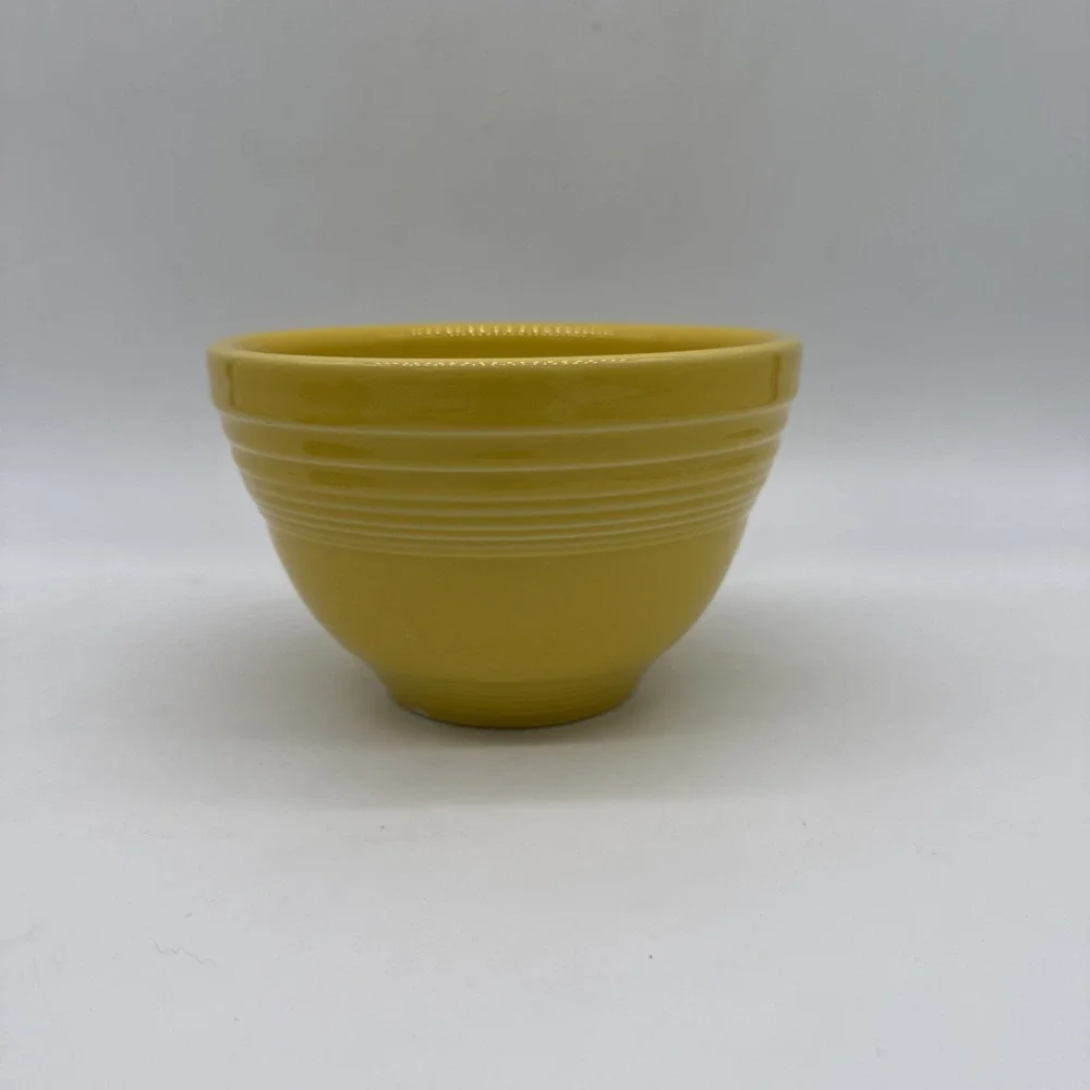 Vintage Fiestaware Yellow Nesting Mixing Bowl Fiesta w/ Rings ~6